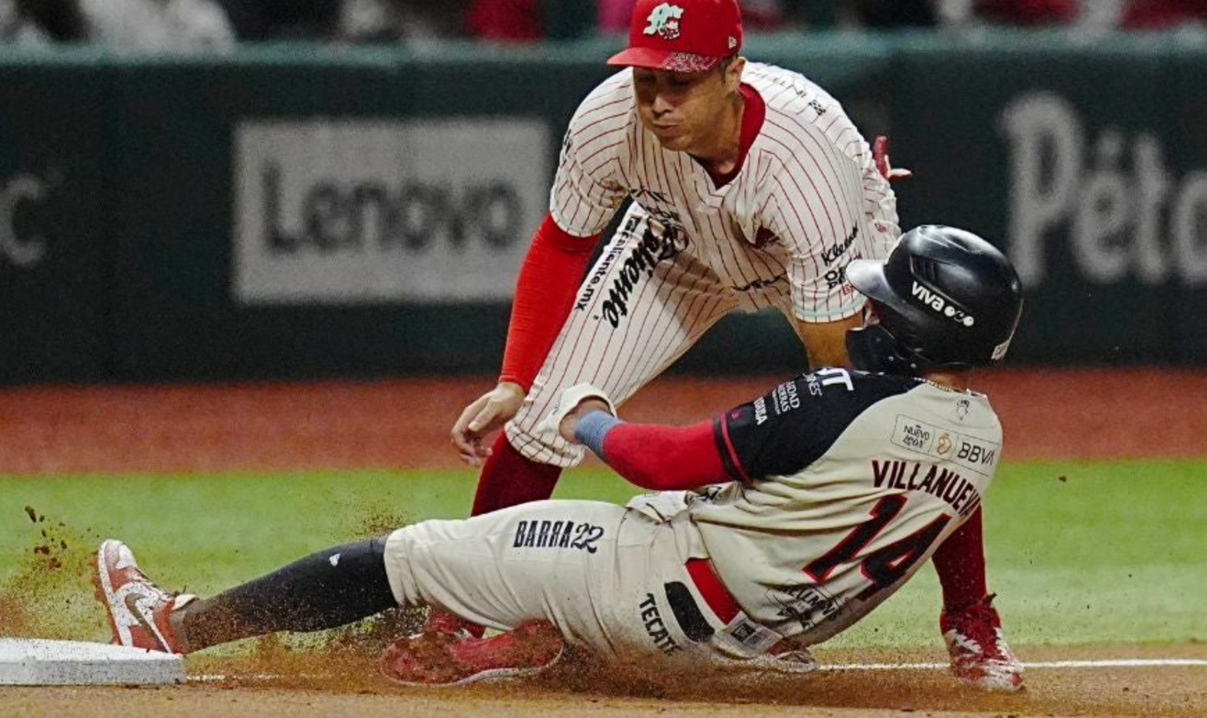 Los Rojos del México dominan a los Sultanes de Monterrey